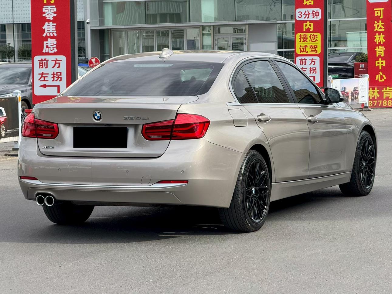 BMW 3 серии 2018 thumb 4
