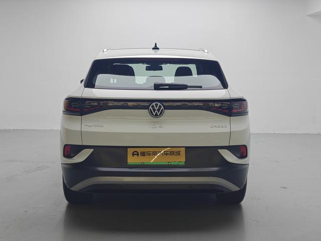 Volkswagen ID.4 2025 thumb 4