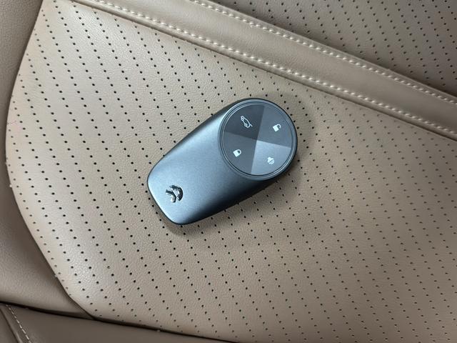 Nio ES6 2020 thumb 9