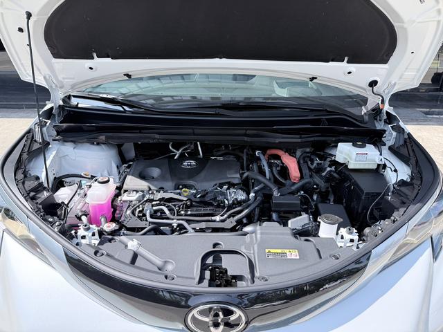 Toyota Granvia 2024 thumb 8