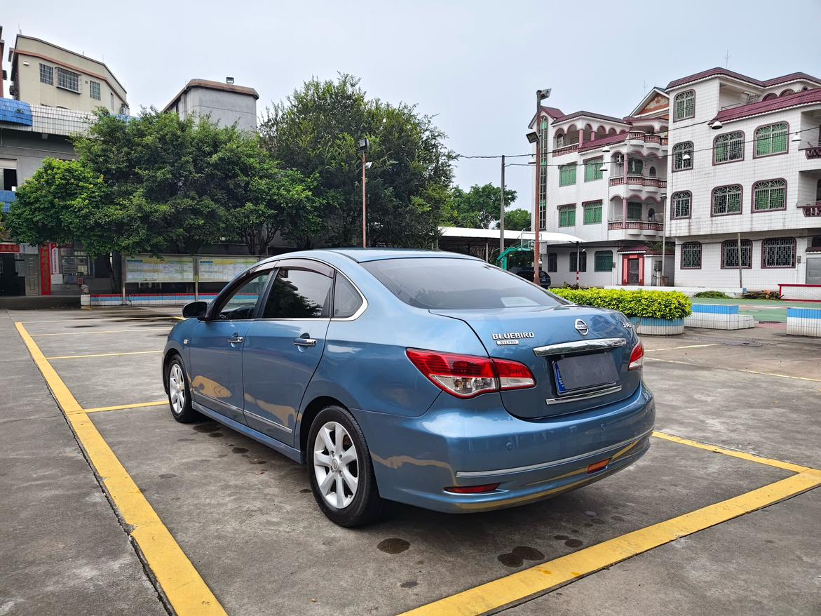 Nissan Sylphy 2009 thumb 3