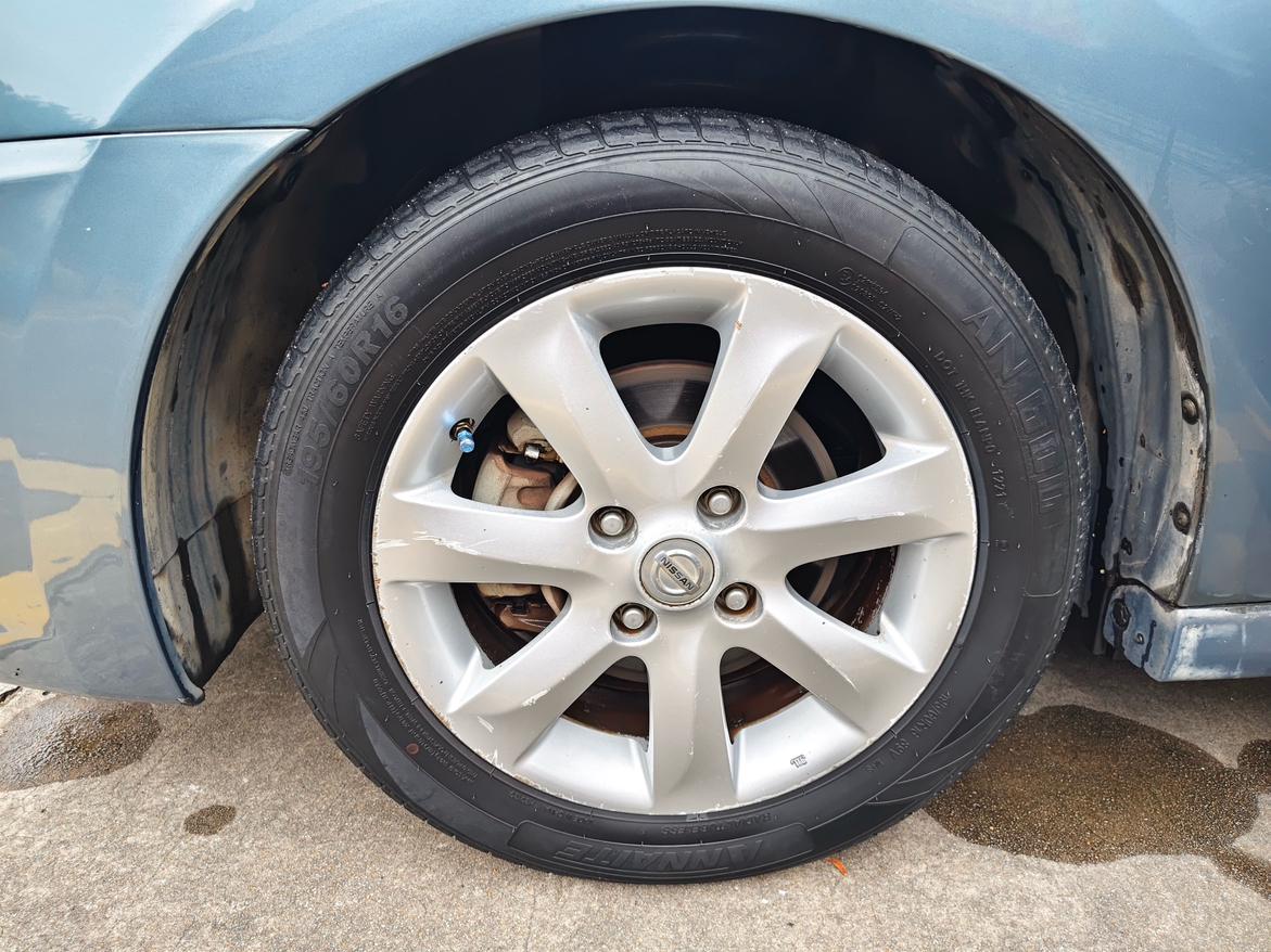 Nissan Sylphy 2009 thumb 6