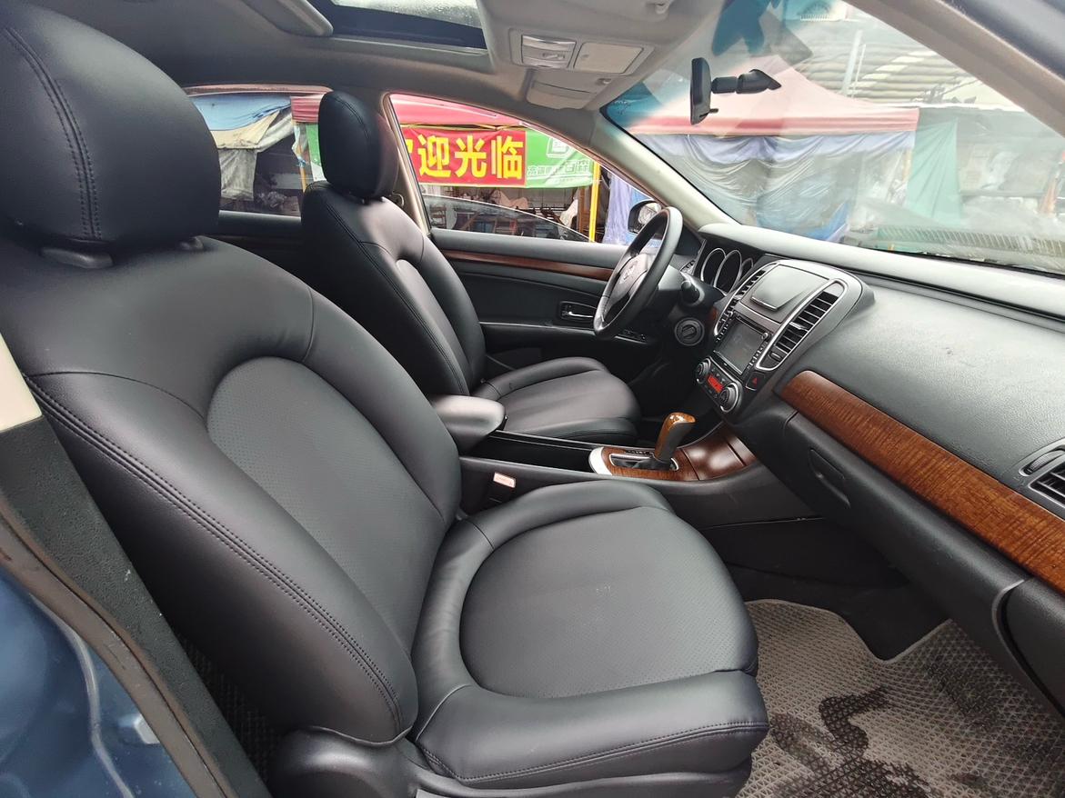 Nissan Sylphy 2009 thumb 10