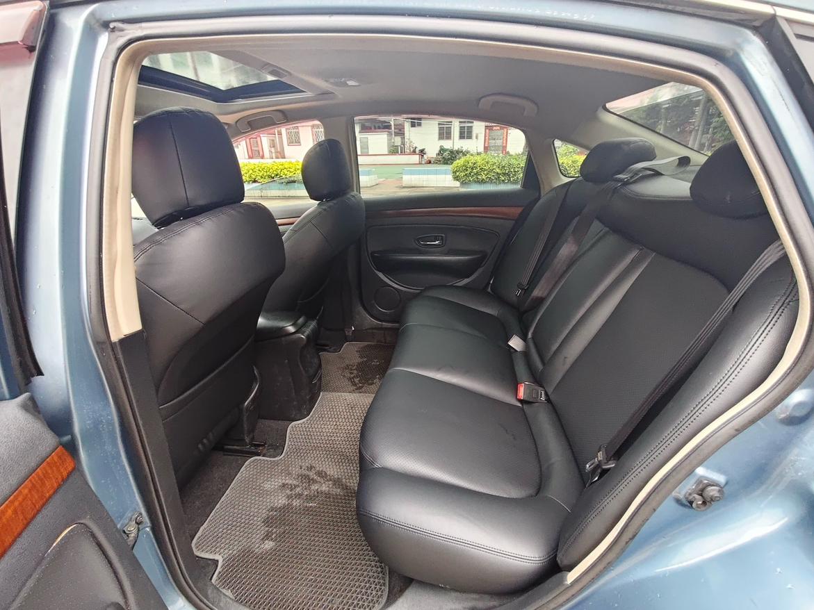 Nissan Sylphy 2009 thumb 12