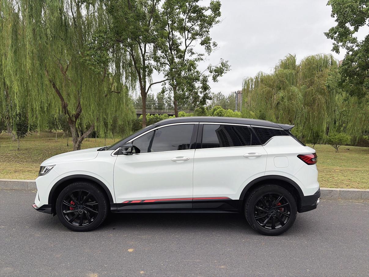 Geely Binyue 2021 thumb 2