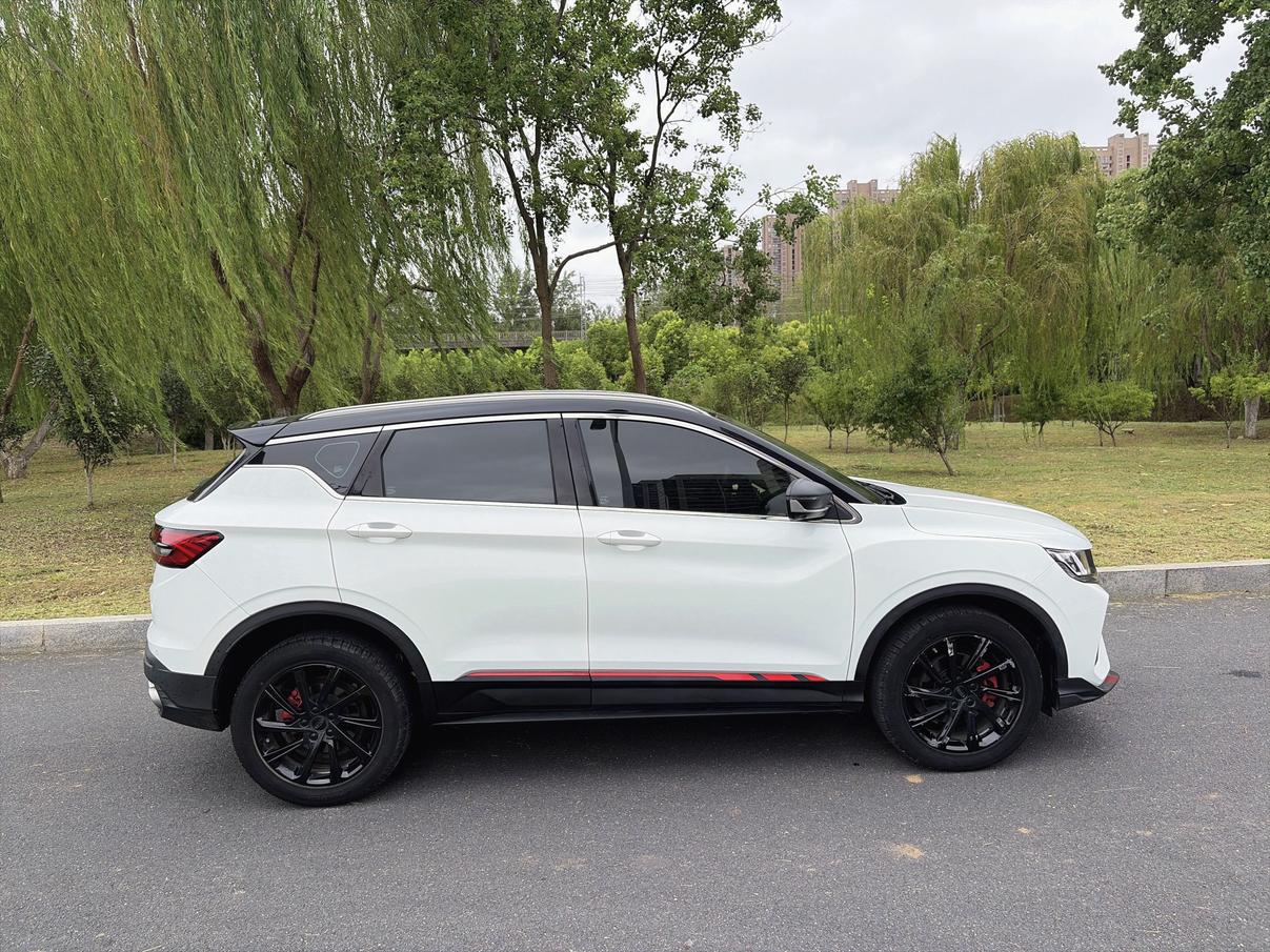 Geely Binyue 2021 thumb 6