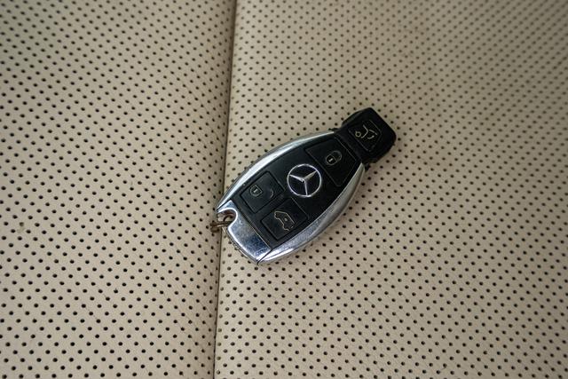 Mercedes-Benz V-Класс 2017 thumb 9