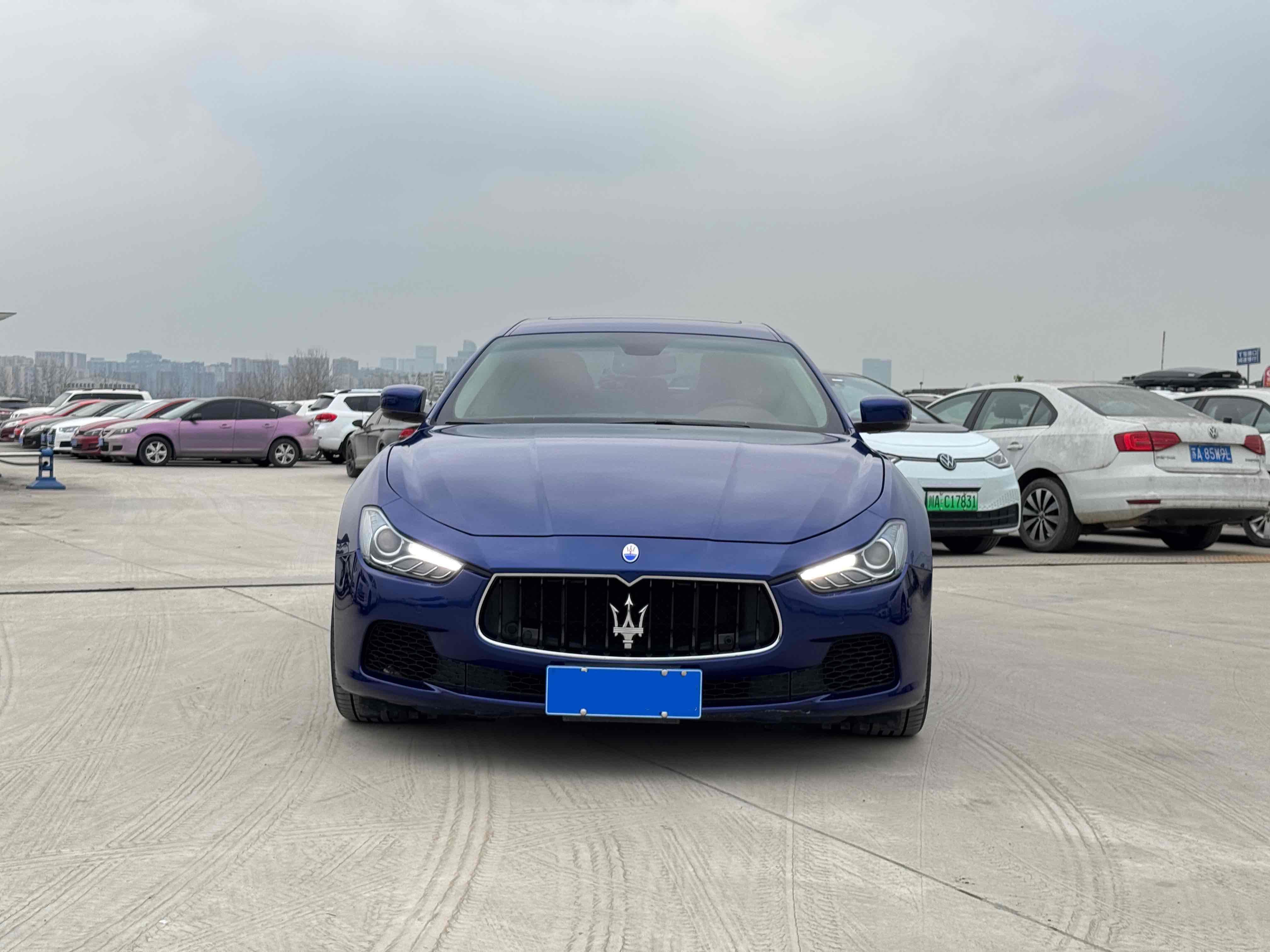 Maserati Ghibli 2017 thumb 11