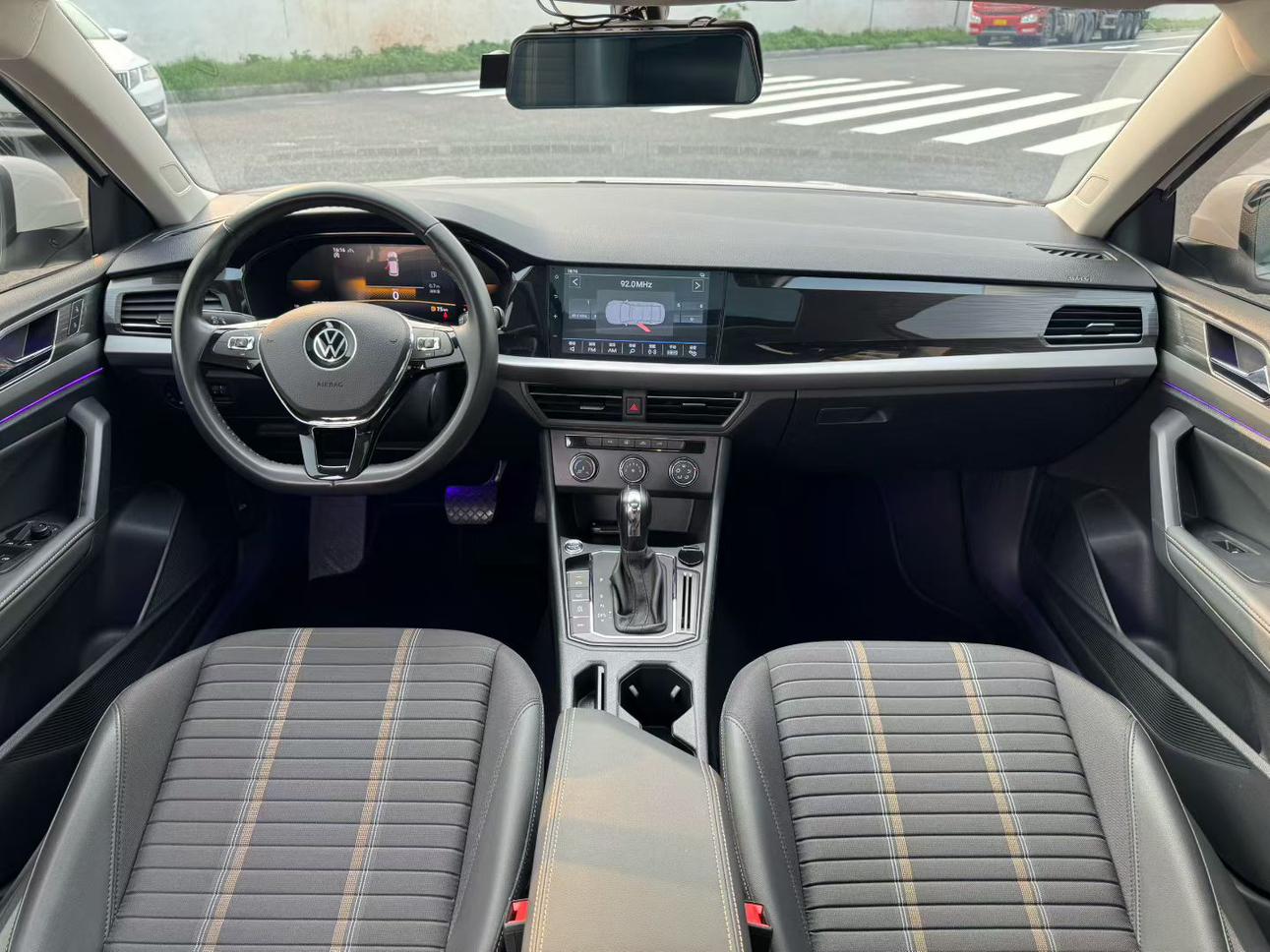 Volkswagen Lavida XR 2021 thumb 5