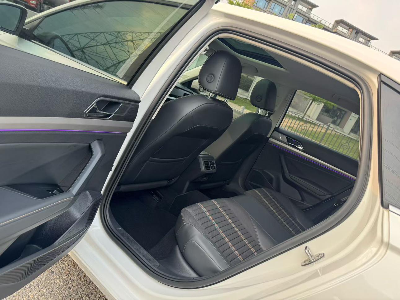 Volkswagen Lavida XR 2021 thumb 7