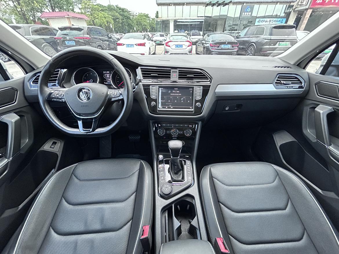 Volkswagen Tiguan 2017 thumb 10