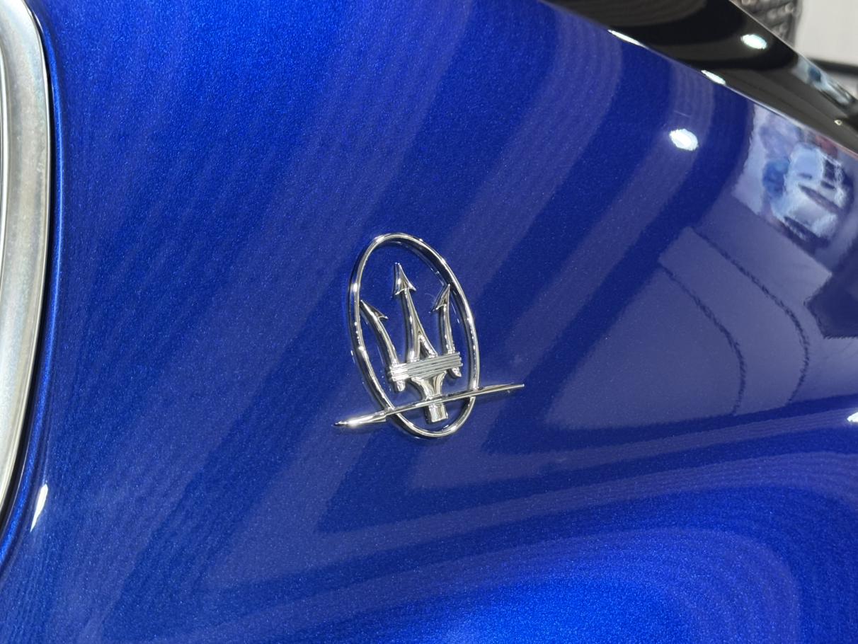 Maserati Levante 2018 thumb 6