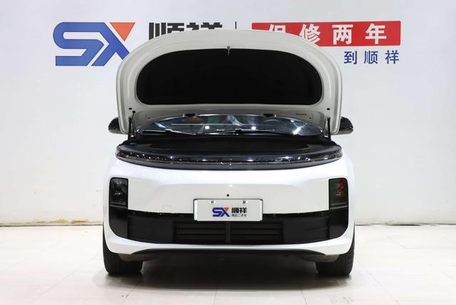 Lixiang (Li Auto) L6 2024 thumb 7