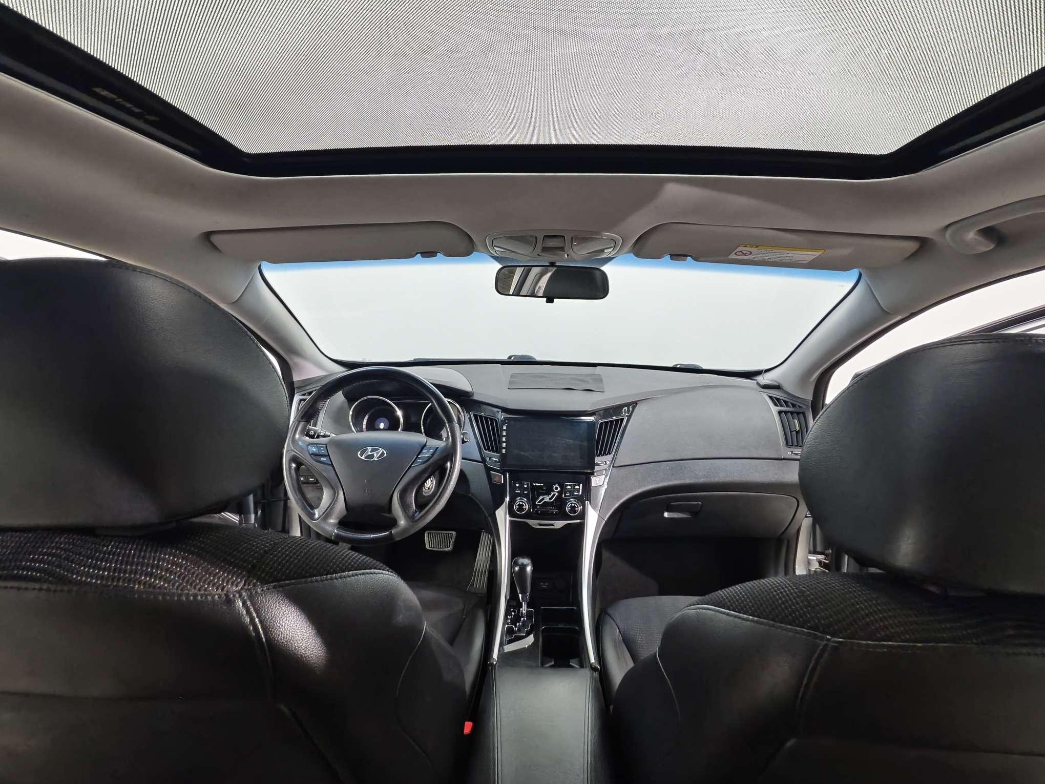 Hyundai Sonata 2011 thumb 9