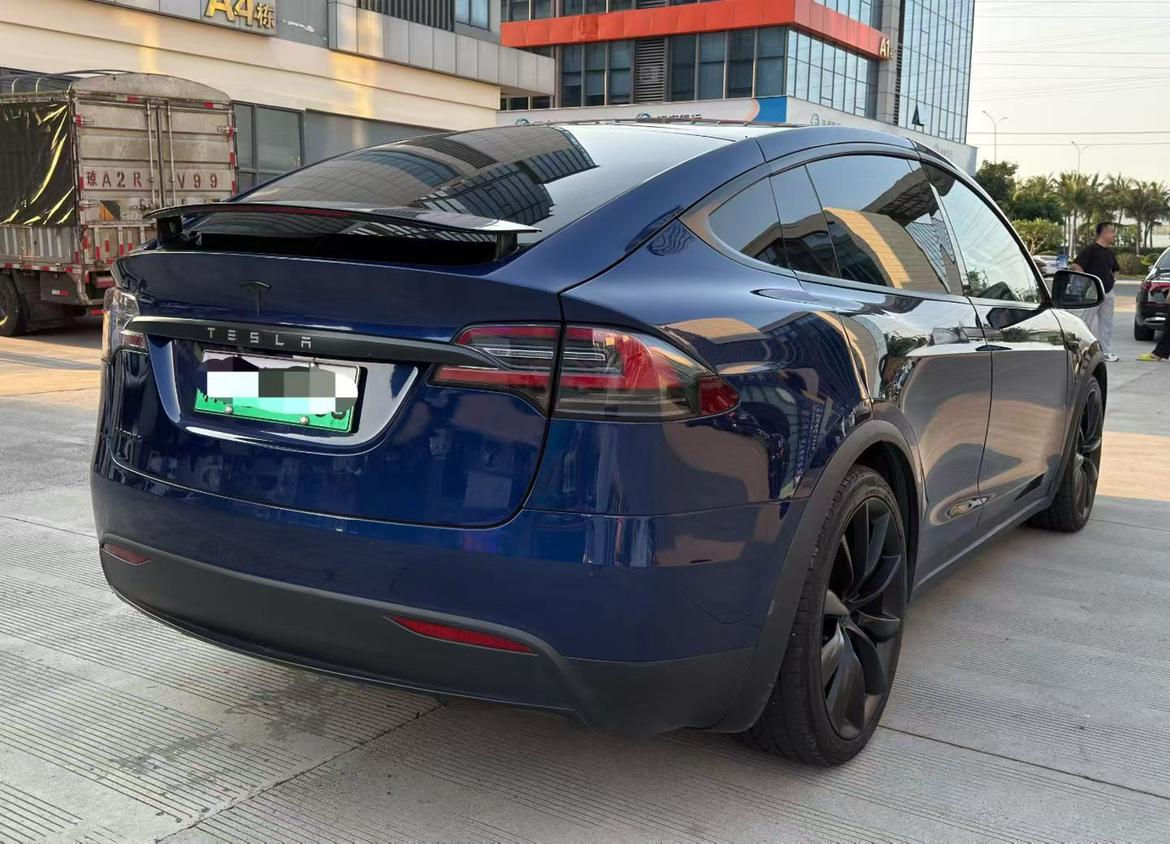 Tesla Model X 2016 thumb 4