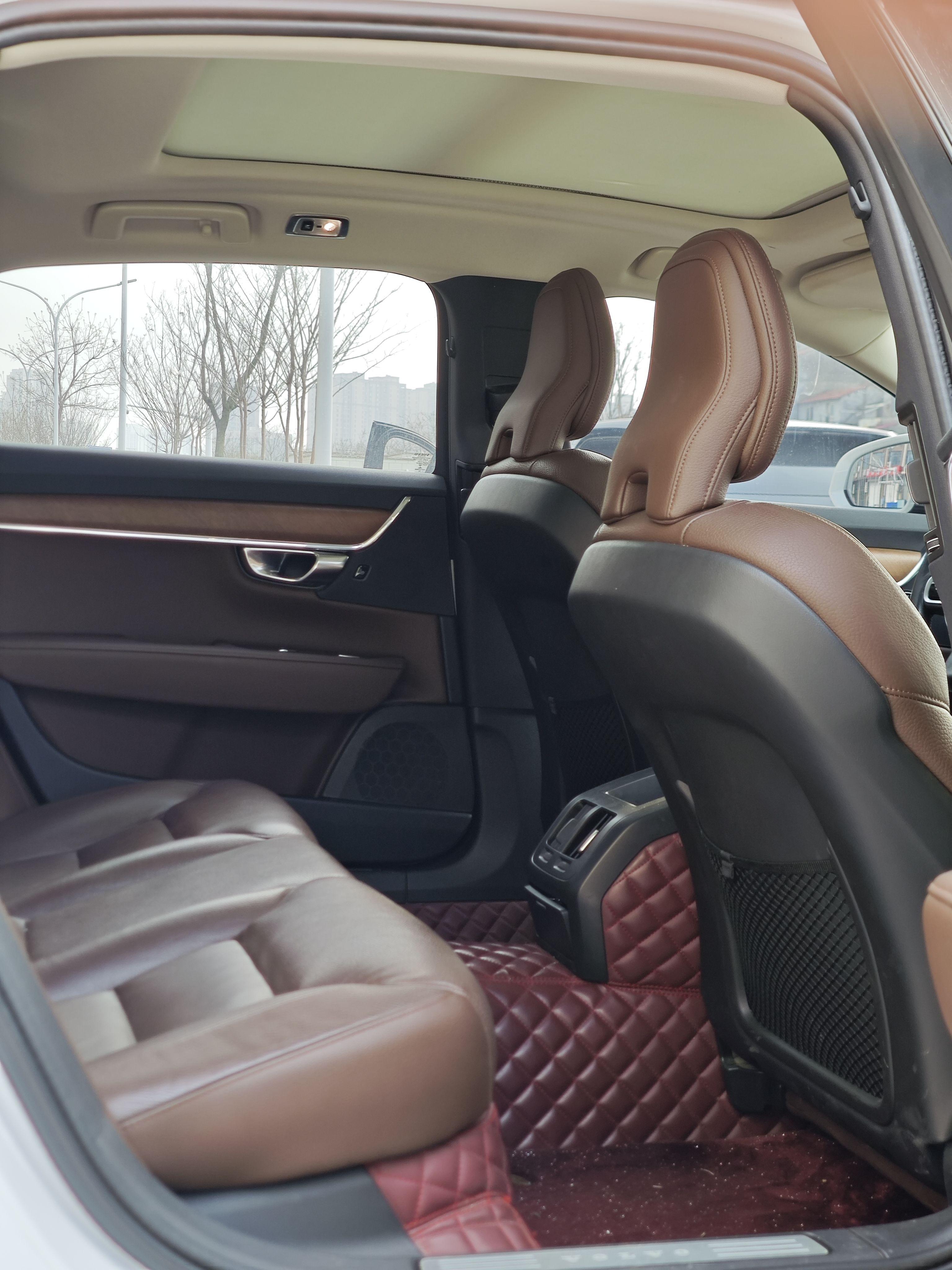 Volvo S90 2019 thumb 4
