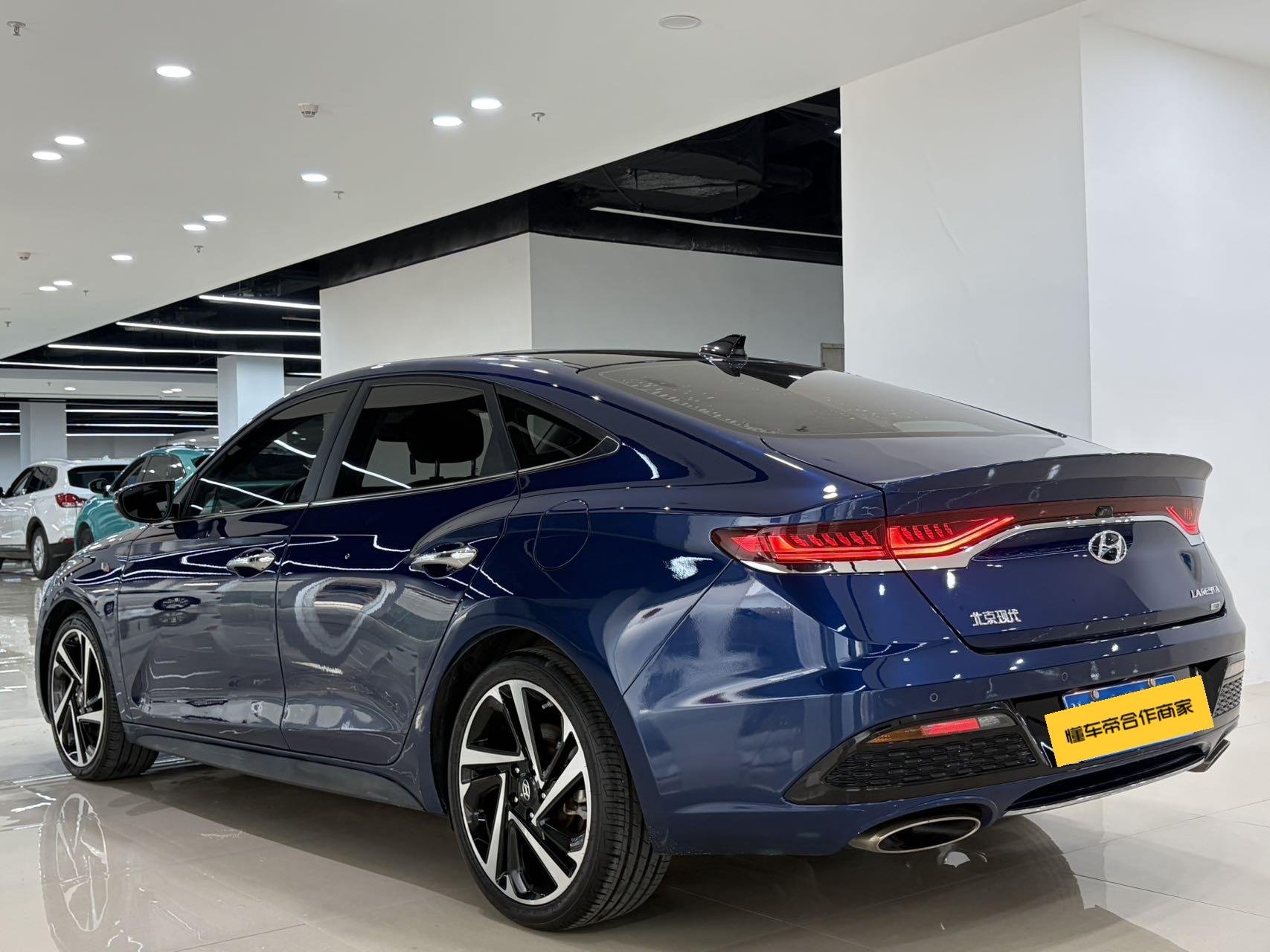 Hyundai Lafesta 2019 thumb 2