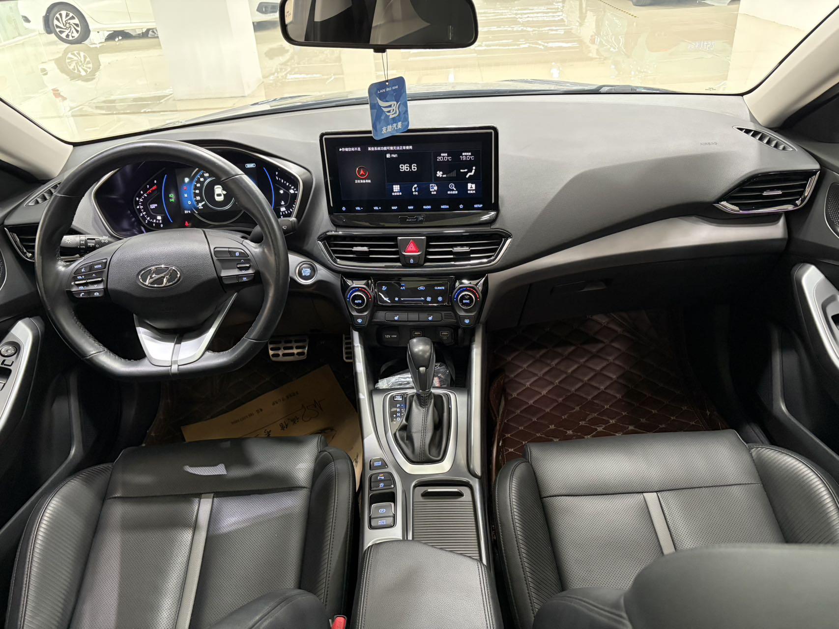 Hyundai Lafesta 2019 thumb 6