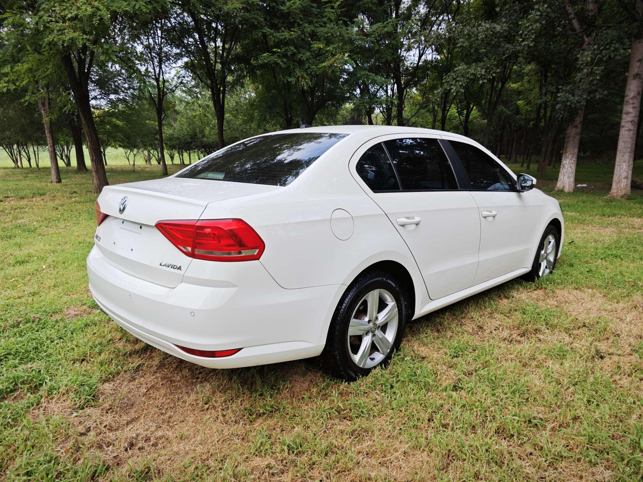 Volkswagen Lavida XR 2017 thumb 12