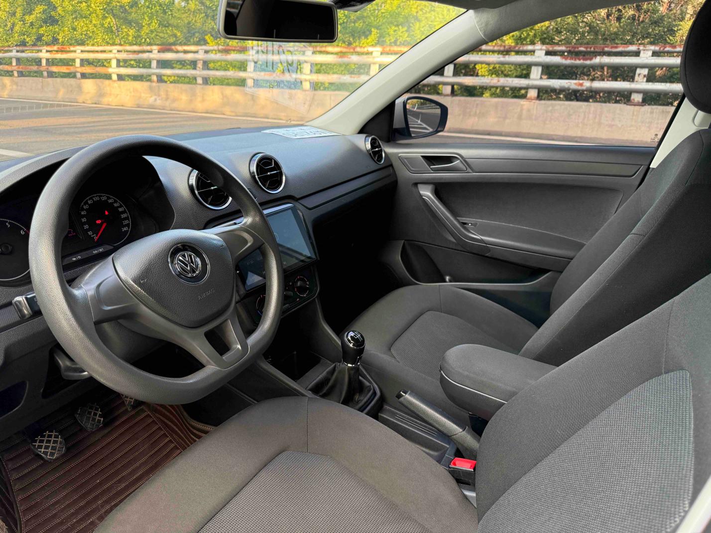 Volkswagen Jetta 2019 thumb 9