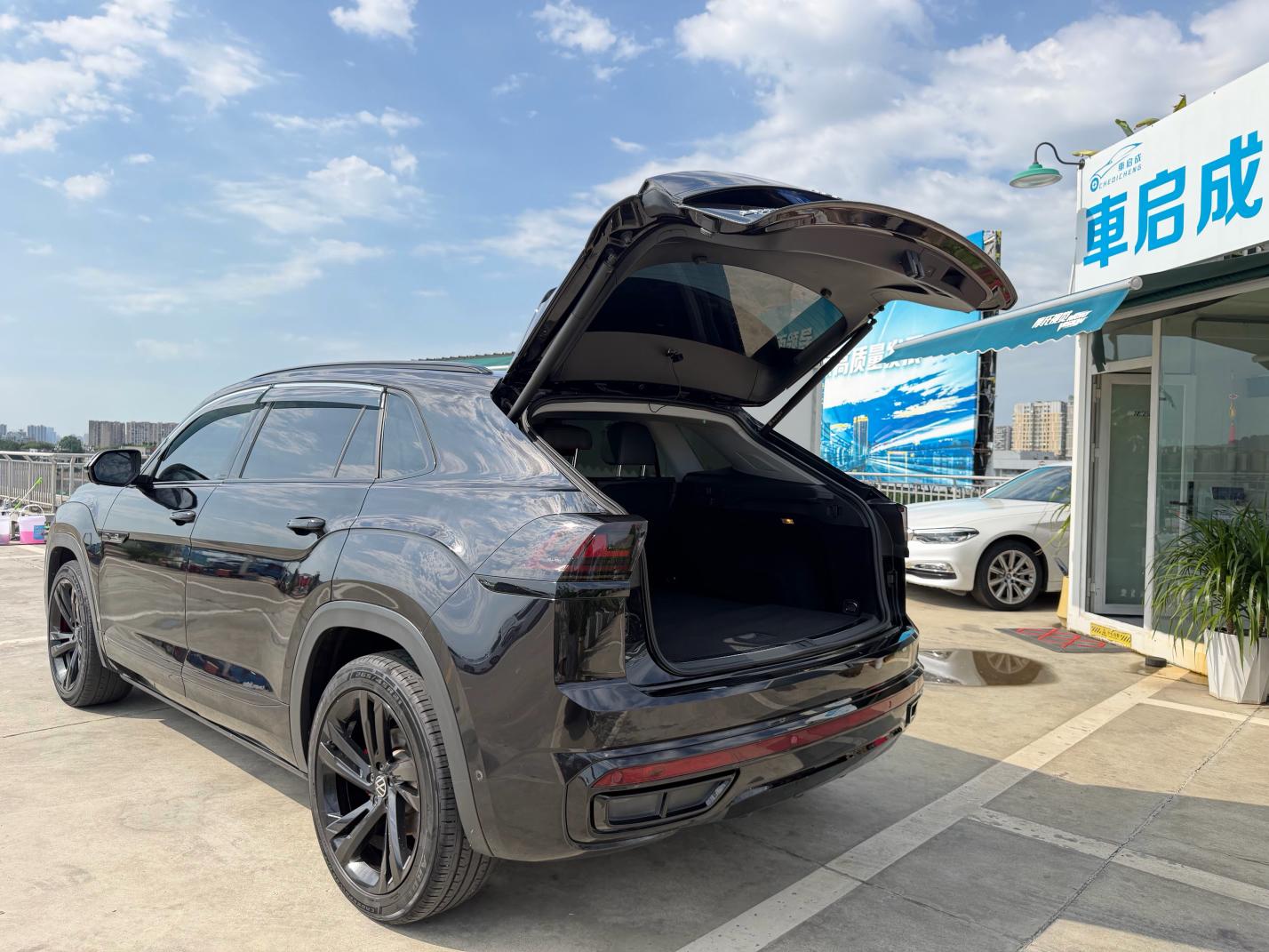 Volkswagen Teramont 2024 thumb 3