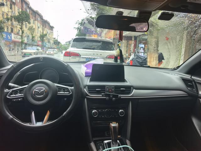 Mazda CX-4 2021 thumb 3