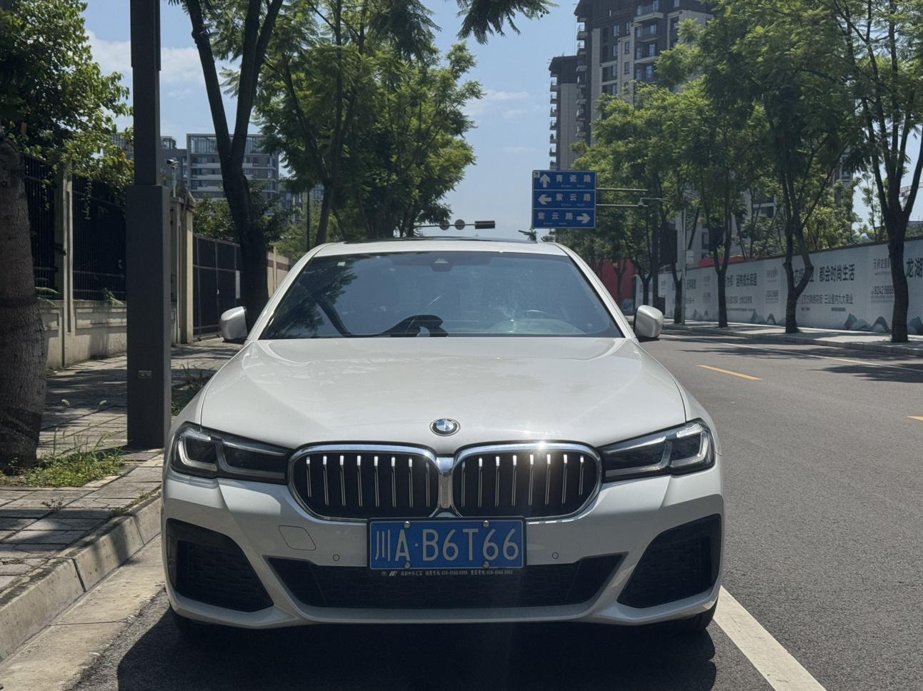 BMW 5 серии 2023 thumb 11