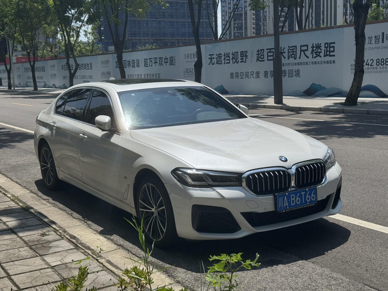 BMW 5 серии 2023 thumb 12