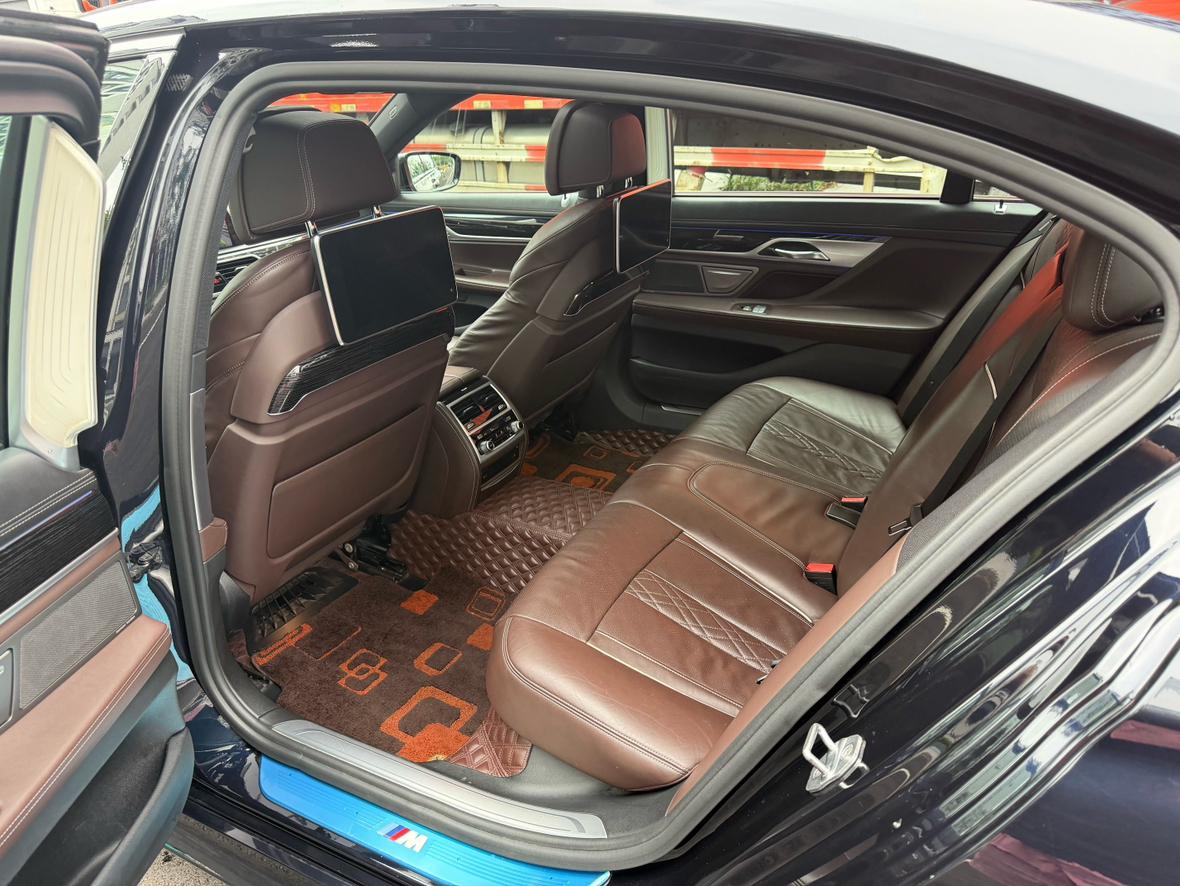 BMW 7 серии 2017 thumb 7