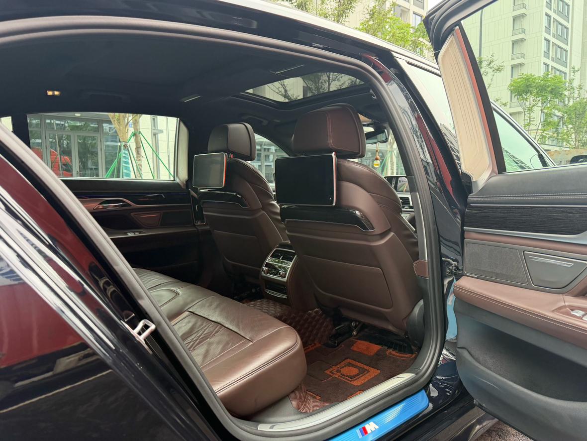 BMW 7 серии 2017 thumb 8