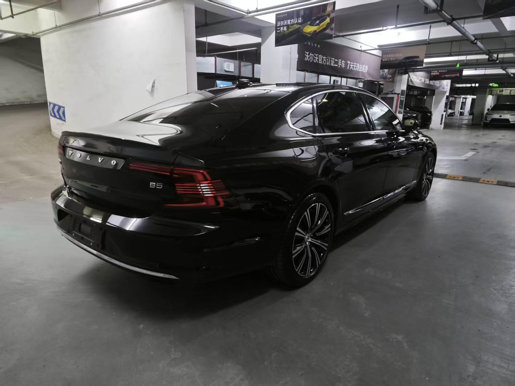 Volvo S90 2025 thumb 4