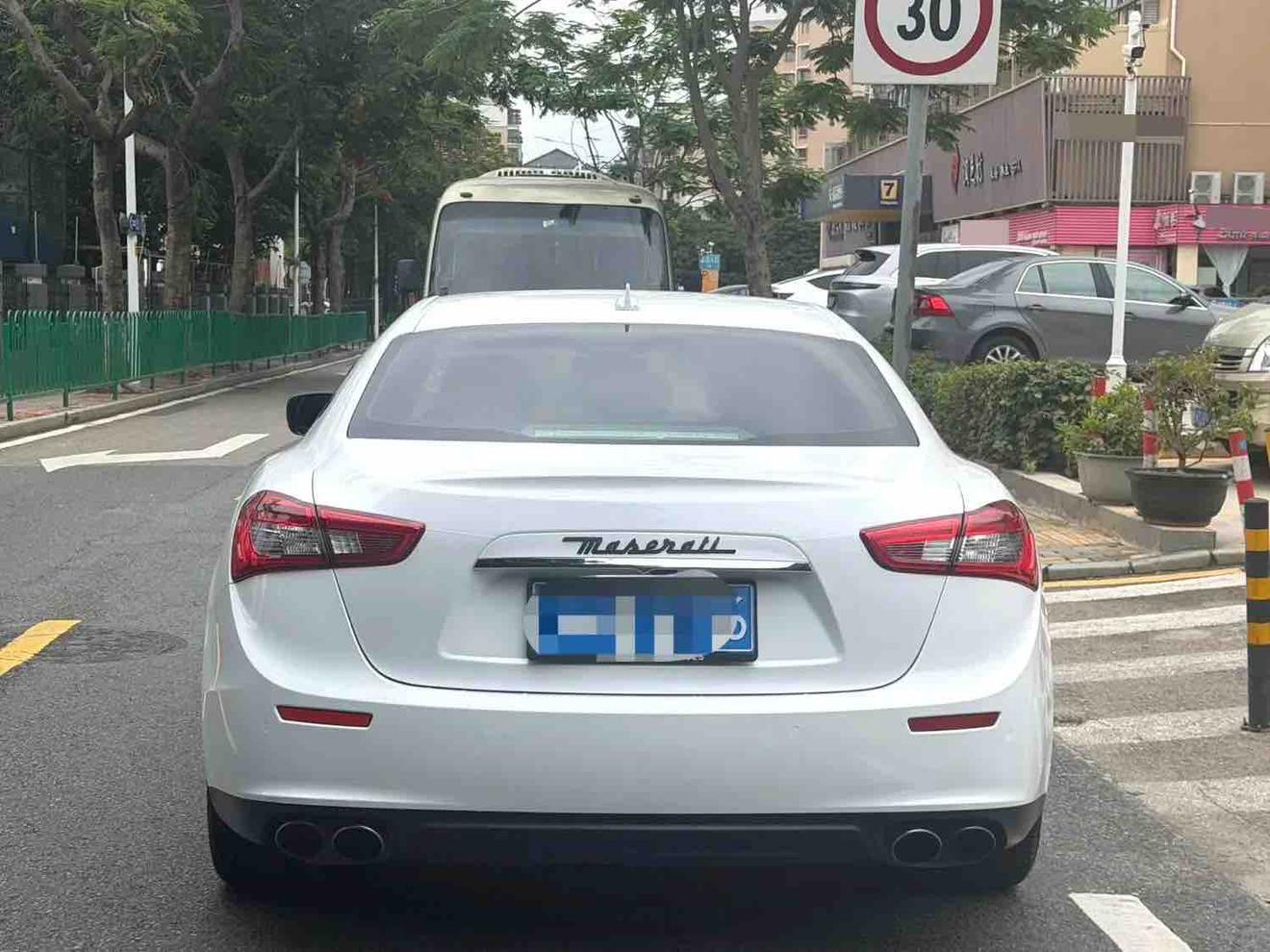Maserati Ghibli 2014 thumb 3