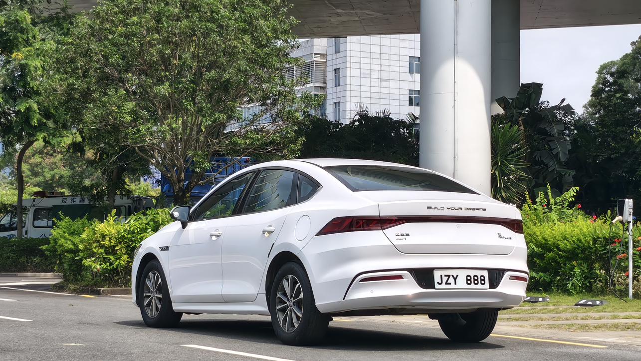 BYD Qin 2021 thumb 3
