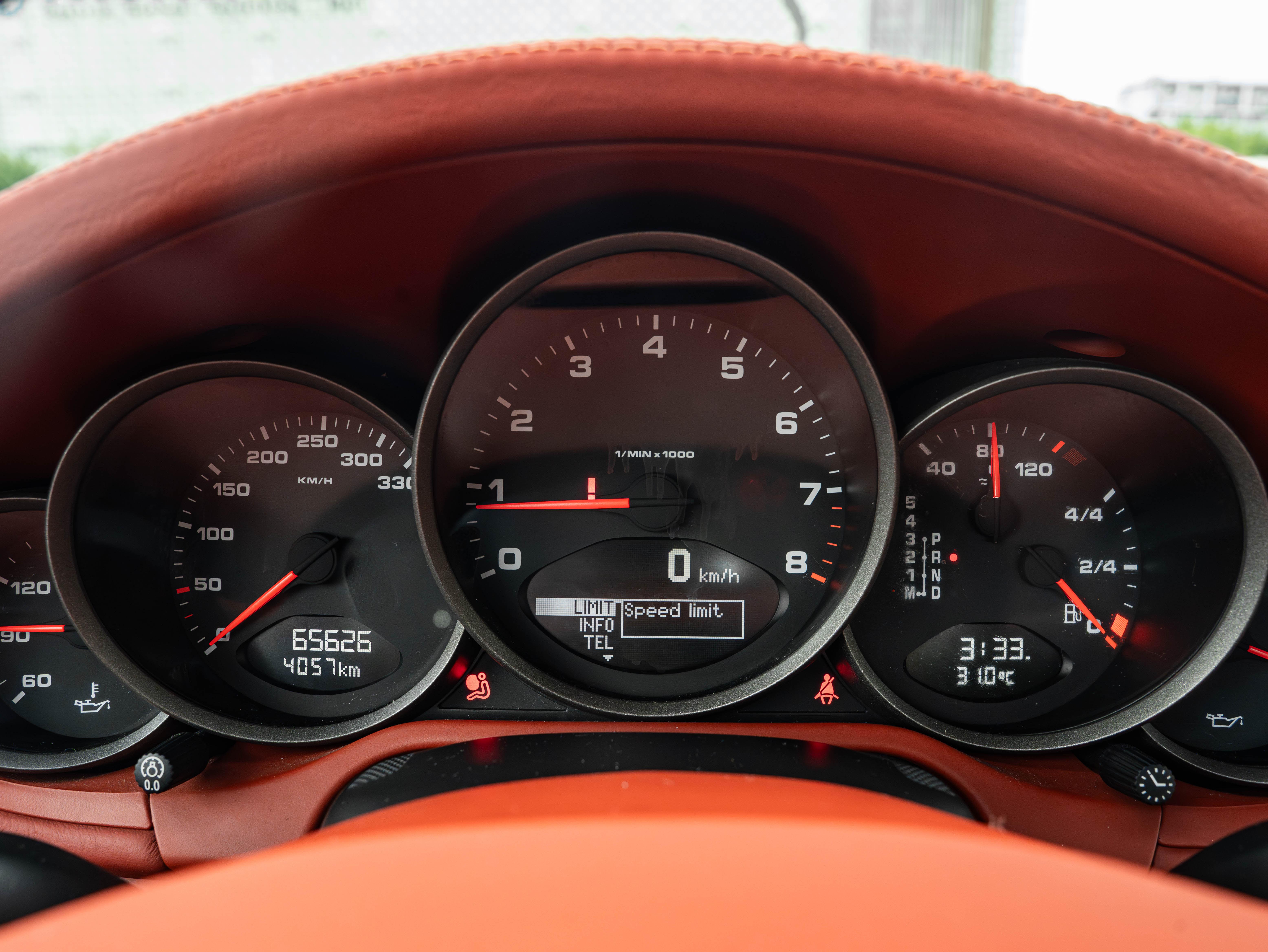 Porsche 911 2006 thumb 8