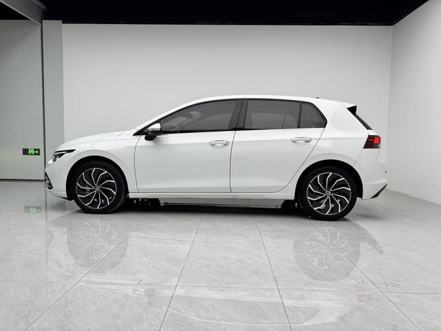 Volkswagen Golf Sportsvan 2021 thumb 2