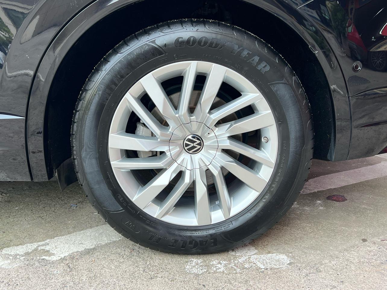 Volkswagen Touareg 2021 thumb 6