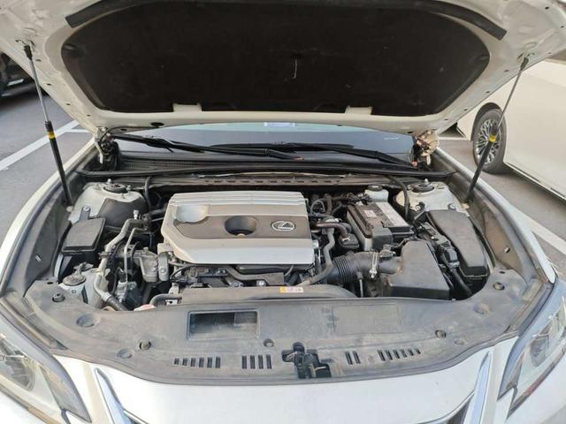 Lexus ES 2021 thumb 3