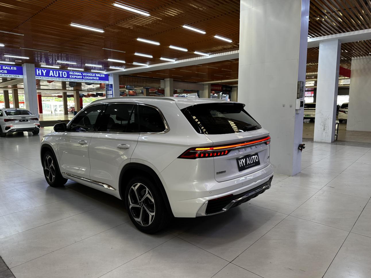 Geely Xingyue L 2021 thumb 2