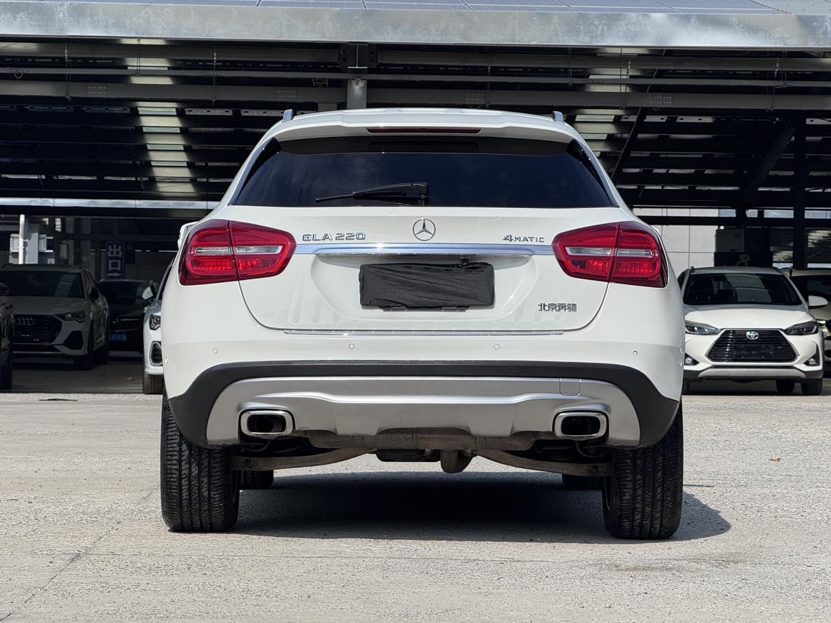 Mercedes-Benz GLA 2015 thumb 3
