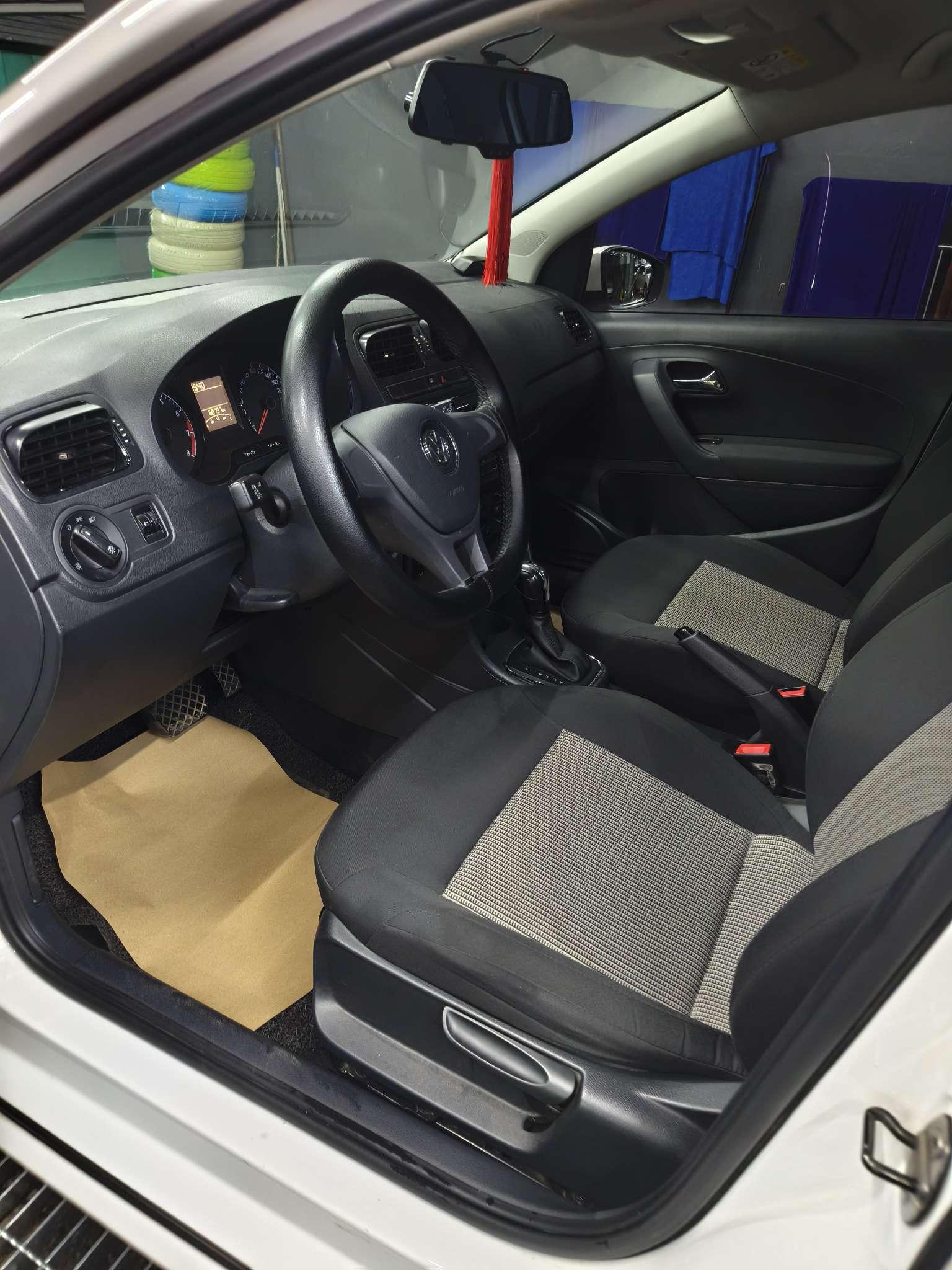 Volkswagen Polo 2016 thumb 7