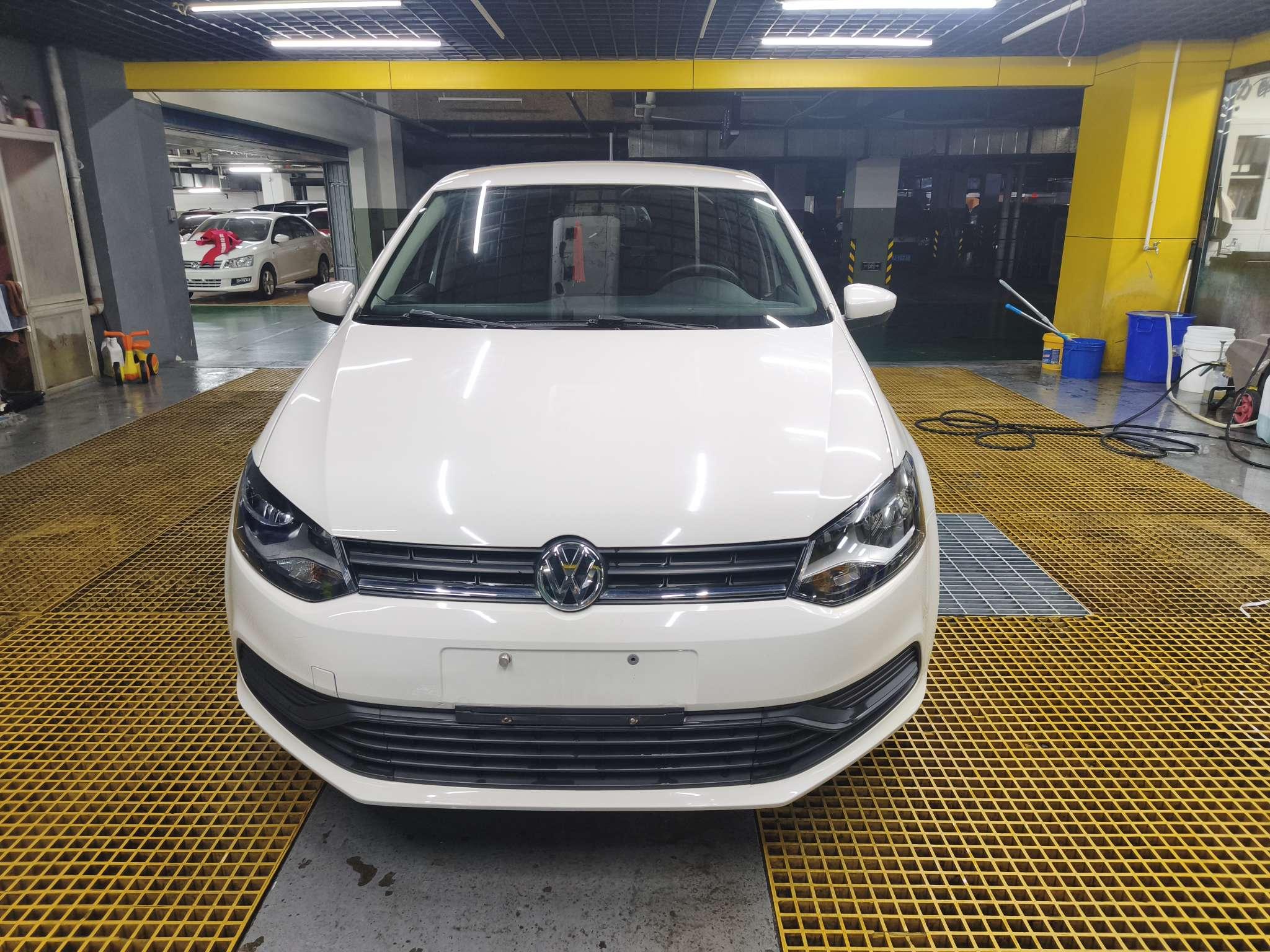 Volkswagen Polo 2016 thumb 9
