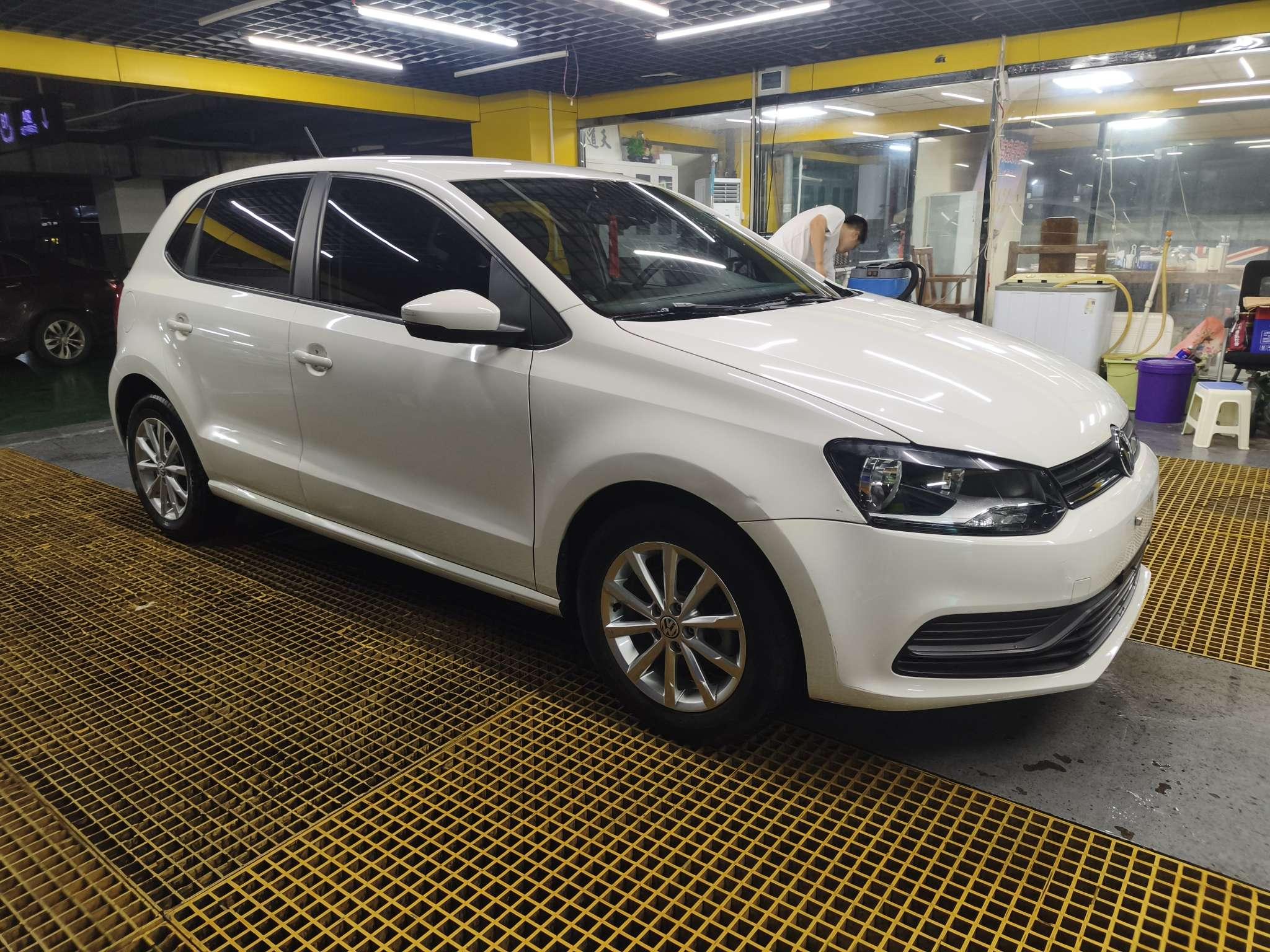 Volkswagen Polo 2016 thumb 10