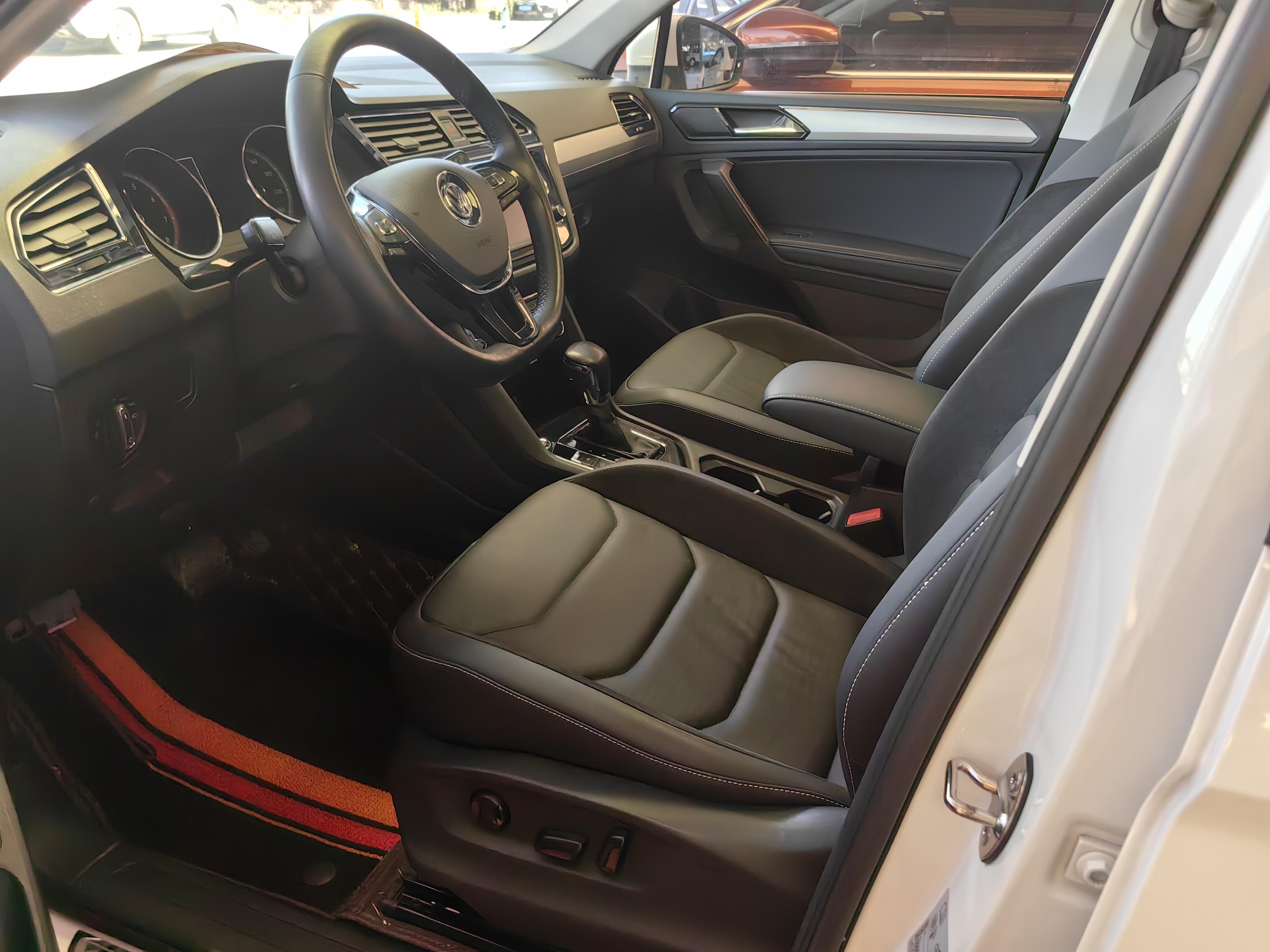 Volkswagen Tiguan 2017 thumb 7