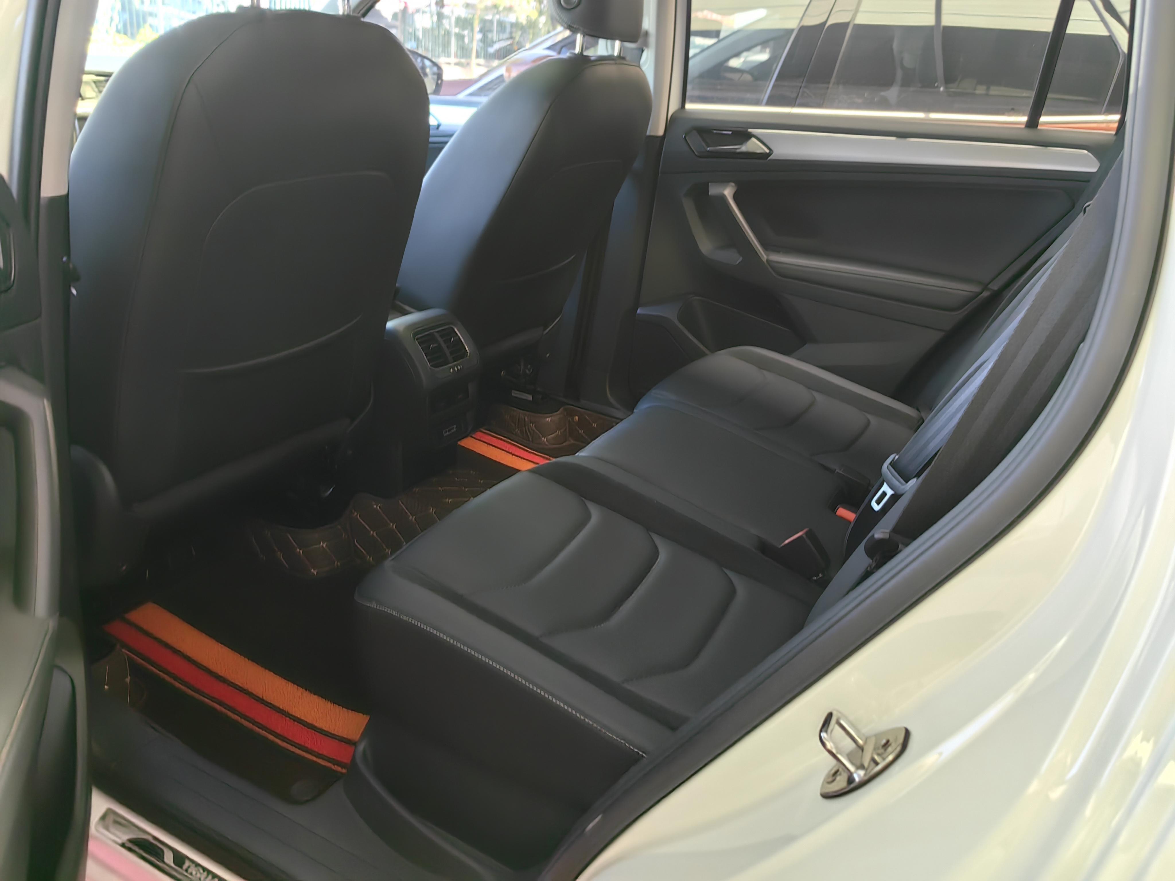 Volkswagen Tiguan 2017 thumb 8