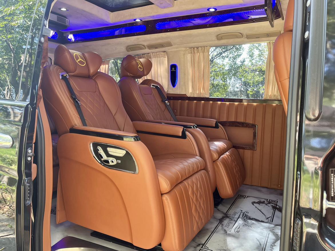 Mercedes-Benz Wei Ting 2011 thumb 7