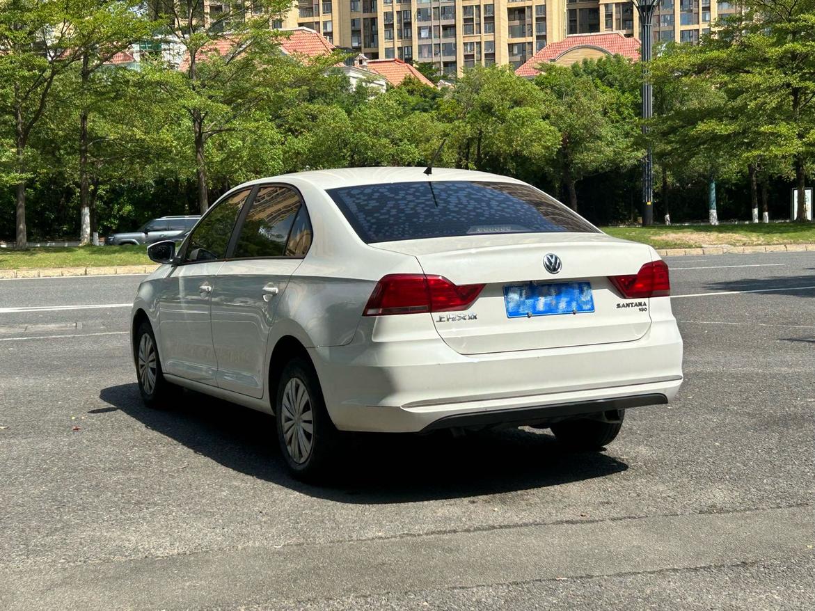 Volkswagen Santana 2016 thumb 2