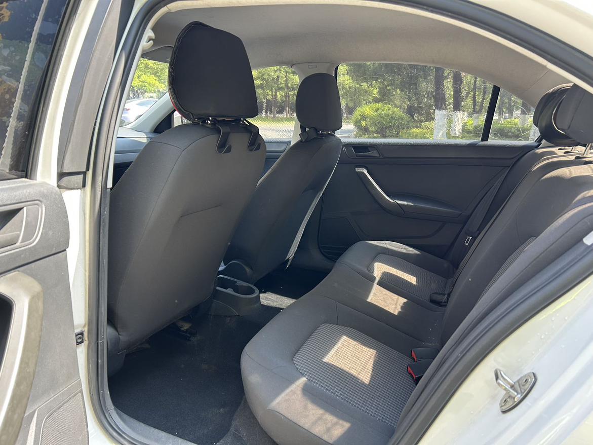 Volkswagen Santana 2016 thumb 7