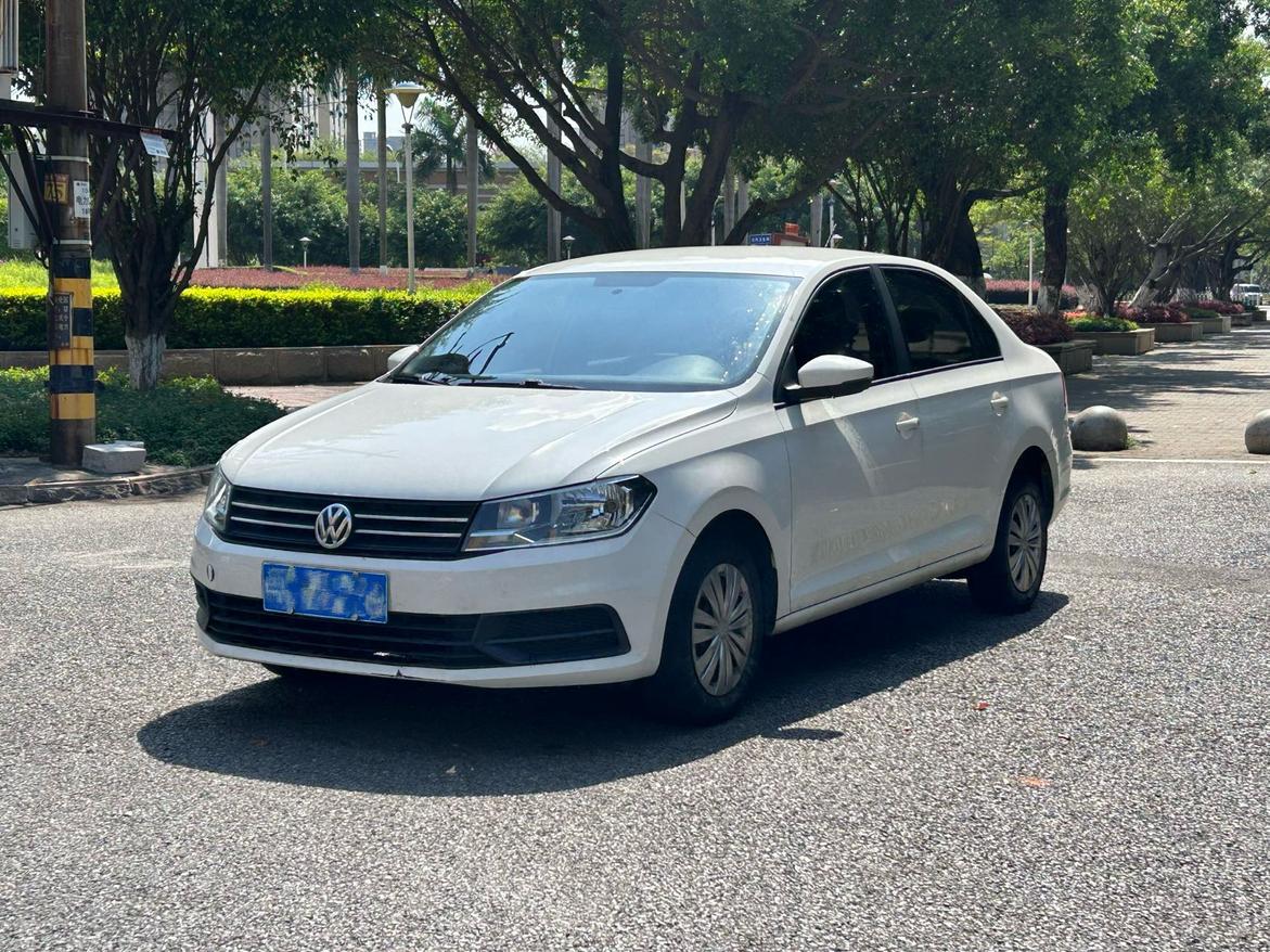 Volkswagen Santana 2016 thumb 8