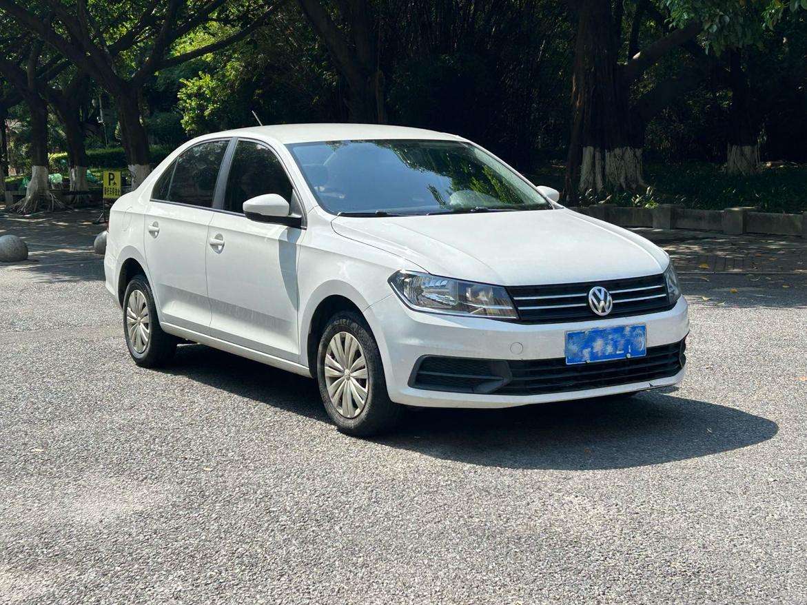 Volkswagen Santana 2016 thumb 10