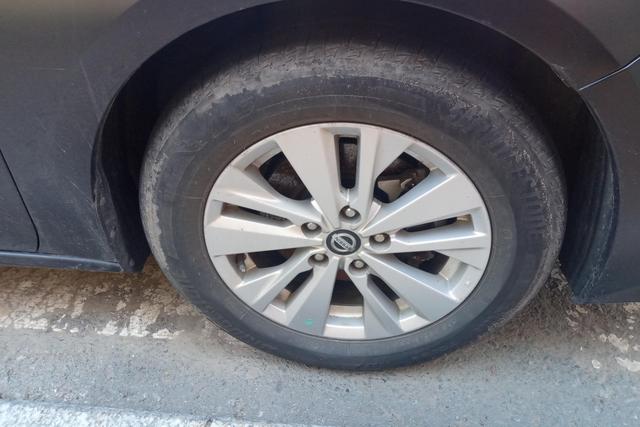 Nissan Altima 2020 thumb 2